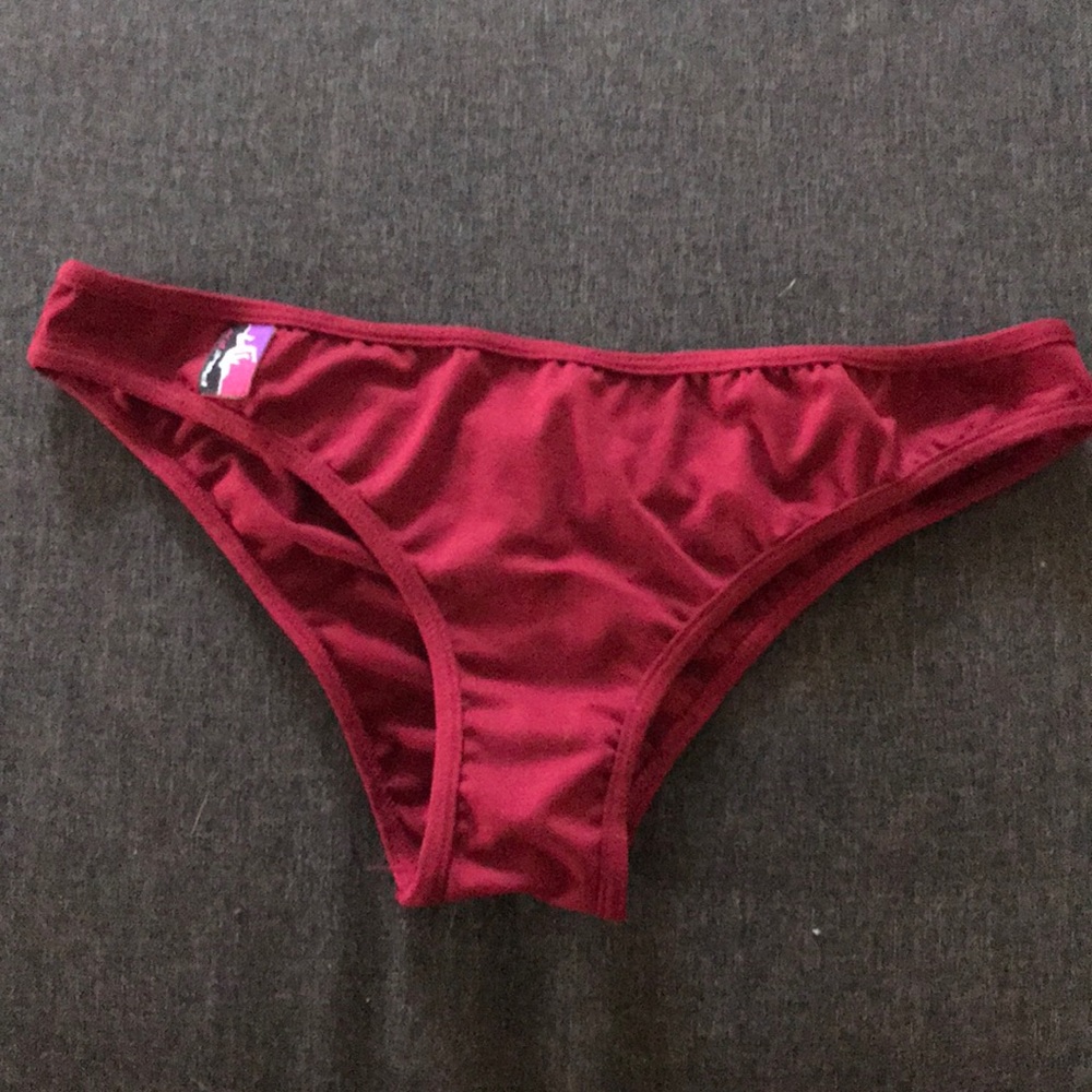 Bad Kitty maroon pole bikini bottom L